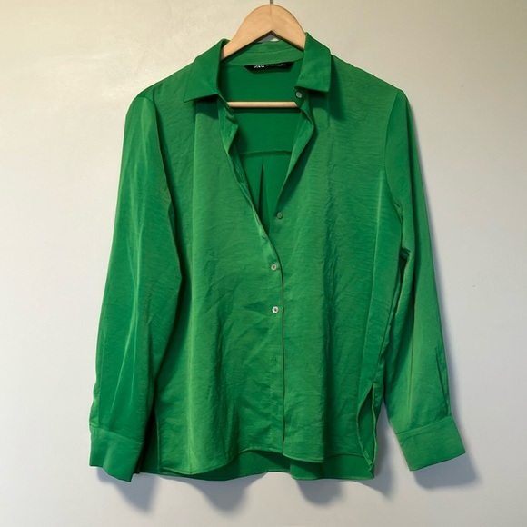 Zara Vibrant Green Button-Up Blouse - Picture 1 of 6